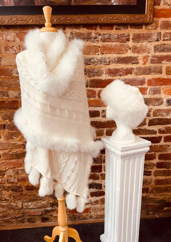 The Cable Fur Trimmed Stole