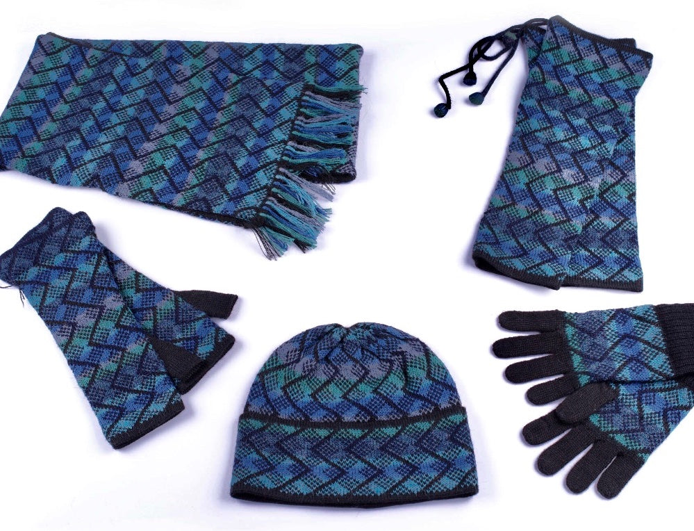 & Alpaca International Gloves, - Hats Scarves,